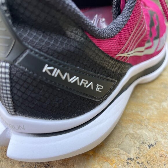 Saucony Womens Running Shoes Size 9.5 Kinvara 12 Lightweight Gym Athleisure - Picture 7 of 12